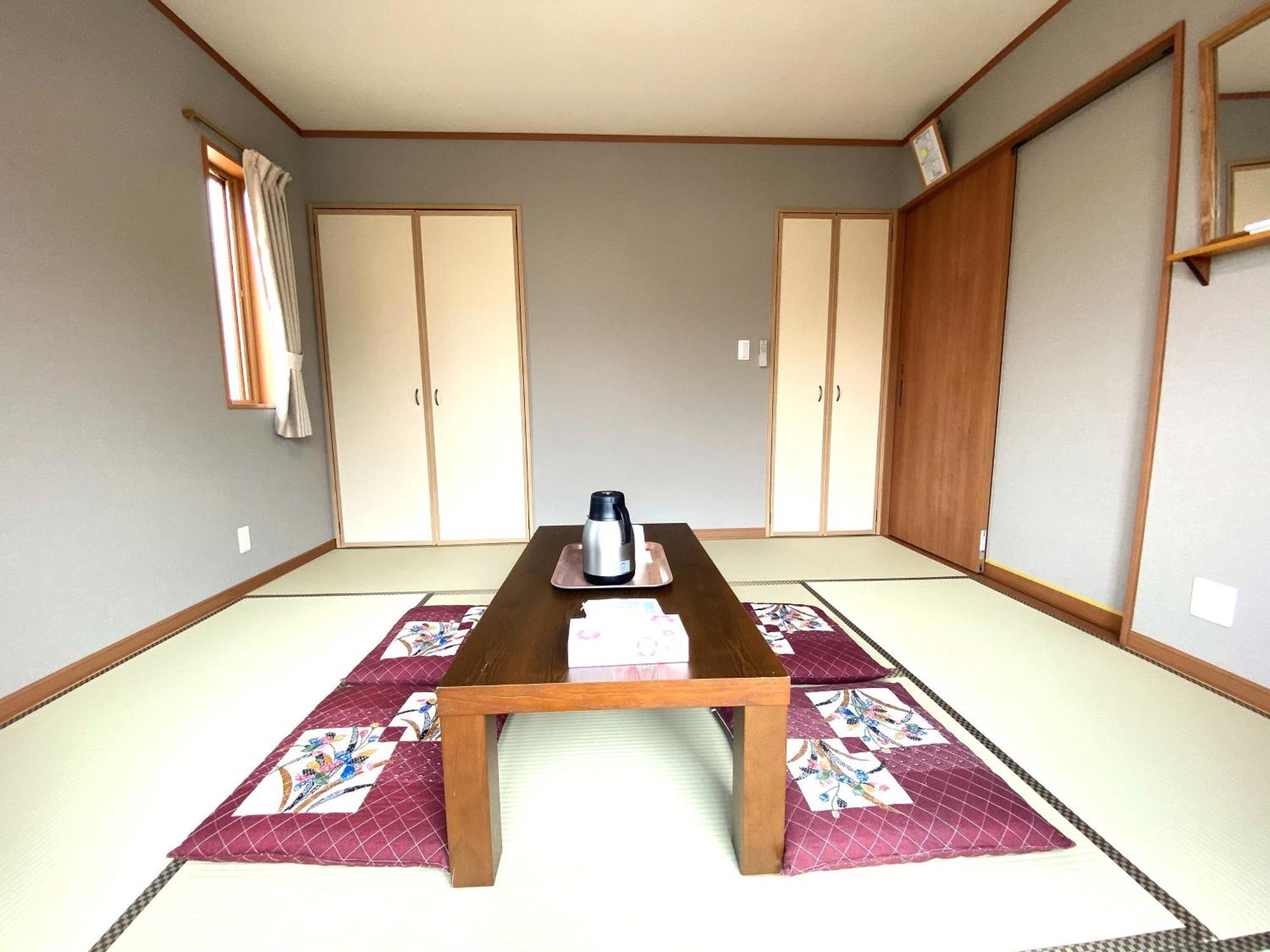 Link House Hotell Fujiyoshida Rum bild